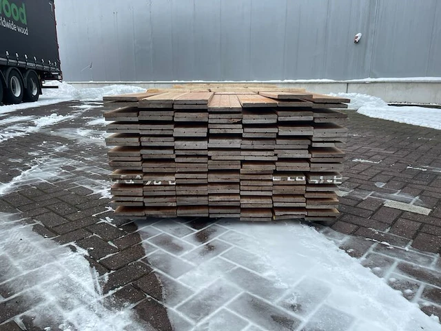 Ca. 69x guyana teak planken geschaafd, 16x140mm, lengte 350cm - afbeelding 3 van  4