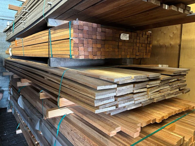 Ca. 69x guyana teak planken geschaafd, 16x140mm, lengte 350cm - afbeelding 4 van  4