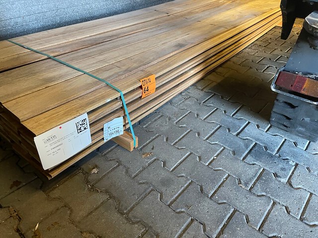 Ca. 69x guyana teak planken geschaafd country grade, 16x140mm, lengte 350cm - afbeelding 2 van  3