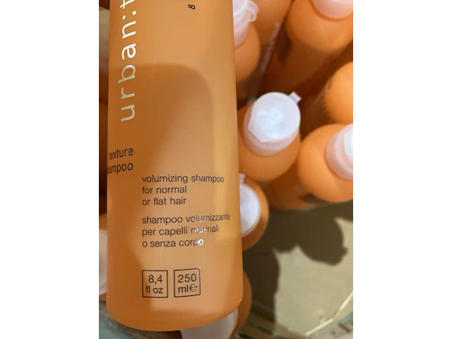 Ca. 69x textuurshampoo, urban tribe - afbeelding 3 van  5