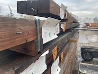 Ca. 6x douglas balken geschaafd, 90x90mm, lengte 500cm - afbeelding 2 van  3