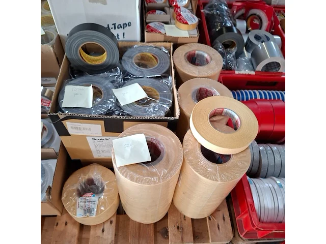 Ca. 700x diverse rollen tape - afbeelding 5 van  18
