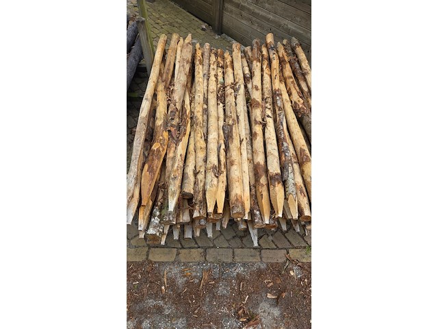 Ca. 70x afrasteringpalen - afbeelding 2 van  3