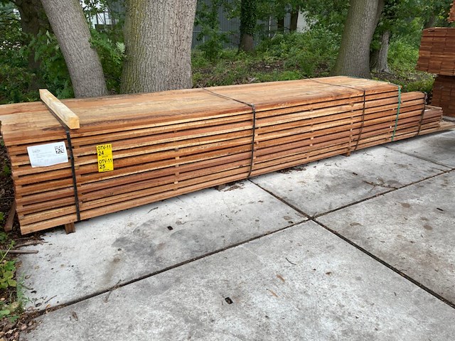 Ca. 70x angelim pedra beschoeiingsplanken, 20x150mm, lengte 32/400cm, 38/450cm - afbeelding 2 van  3