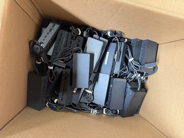 Ca. 70x dockingstation, microsoft, surface dock - afbeelding 5 van  5