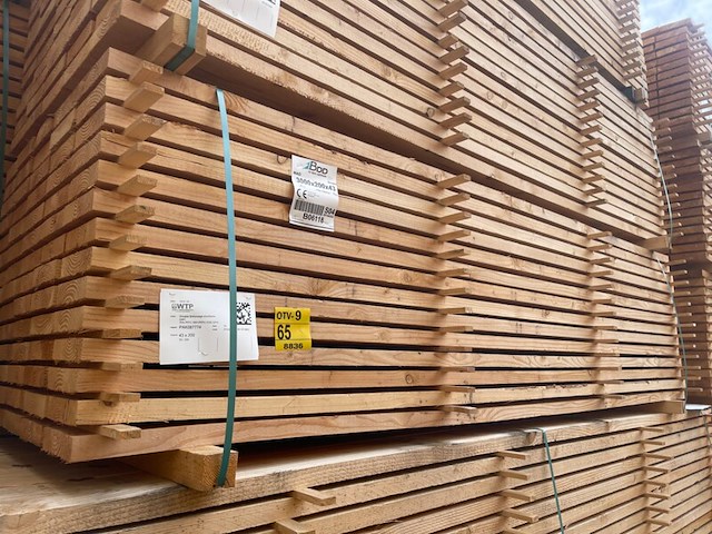 Ca. 70x douglas balken fijnbezaagd, 43x200mm, lengte 300cm - afbeelding 4 van  4