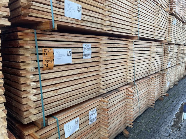 Ca. 70x douglas planken fijnbezaagd, 22x200mm, lengte 400cm - afbeelding 4 van  4