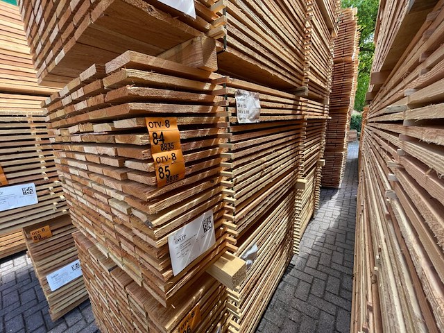 Ca. 70x douglas planken fijnbezaagd, 24x150mm, lengte 300cm - afbeelding 4 van  4