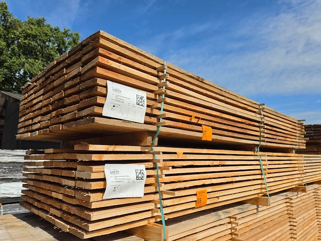 Ca. 70x douglas planken fijnbezaagd, 24x150mm, lengte 300cm - afbeelding 4 van  4