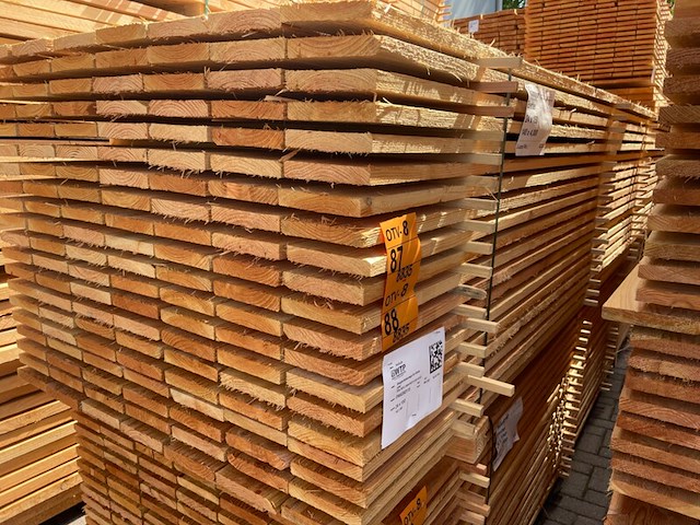 Ca. 70x douglas planken fijnbezaagd, 24x150mm, lengte 400cm - afbeelding 4 van  4