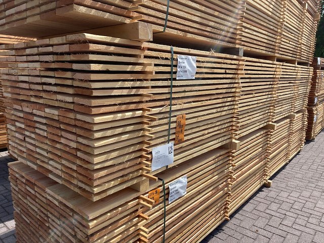 Ca. 70x douglas planken fijnbezaagd, 24x150mm, lengte 500cm - afbeelding 4 van  4