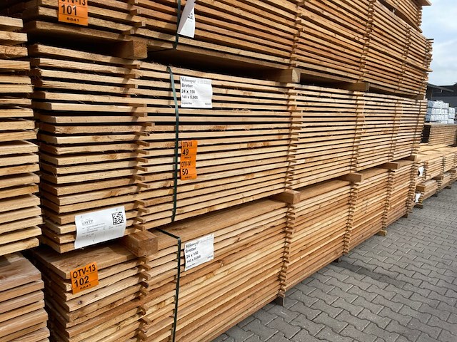 Ca. 70x douglas planken fijnbezaagd, 24x150mm, lengte 500cm - afbeelding 4 van  4