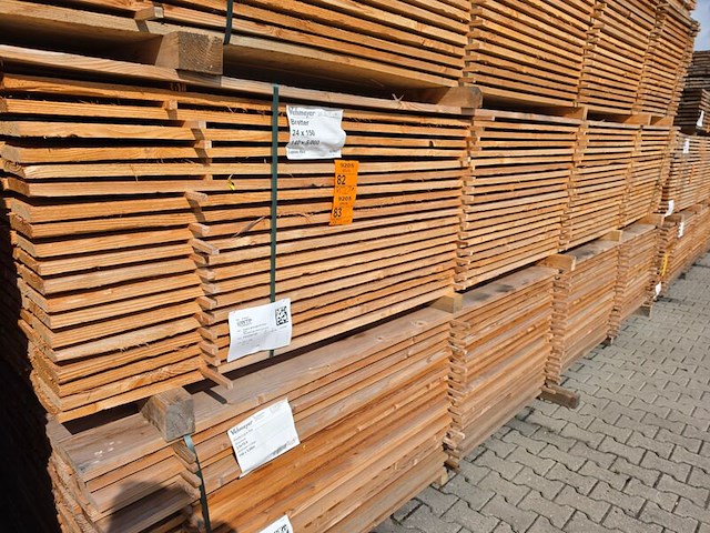 Ca. 70x douglas planken fijnbezaagd, 24x150mm, lengte 500cm - afbeelding 4 van  4