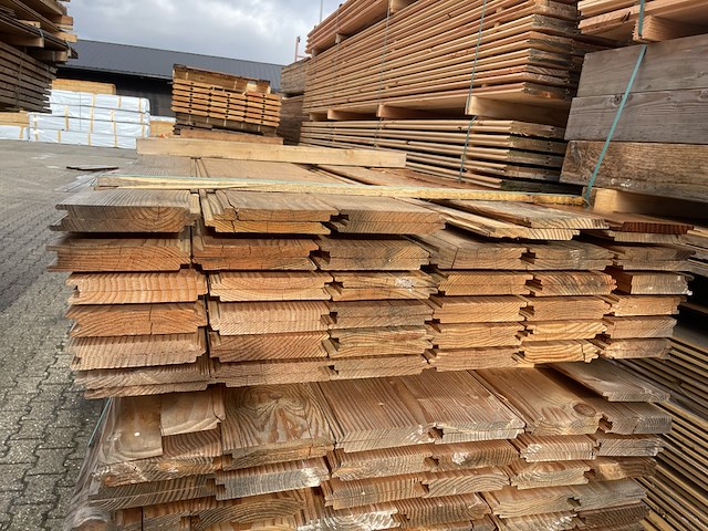 Ca. 70x douglas wisselsponning/halfhoutsrabat, 18x185mm, lengte 500cm - afbeelding 3 van  3