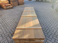 Ca. 70x guyana ipé planken geschaafd, 21x145mm, lengte 21/125cm, 21/155cm, 28/185cm - afbeelding 1 van  4