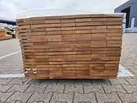 Ca. 70x guyana teak planken geschaafd, 25x145mm, lengte 175cm - afbeelding 3 van  4