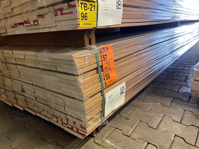 Ca. 70x louro vermehlo planken geschaafd, 21x145mm, lengte 425cm - afbeelding 4 van  4