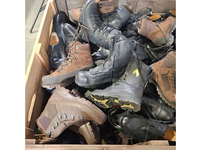 Ca. 70x paar diverse schoenen - afbeelding 8 van  8