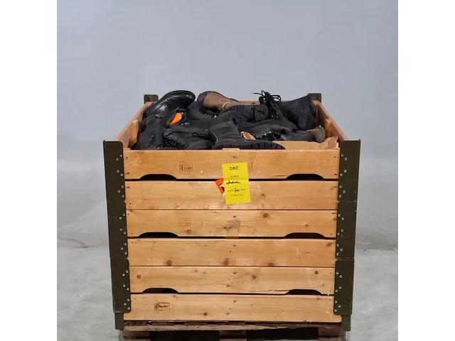 Ca. 70x paar diverse schoenen - afbeelding 1 van  9