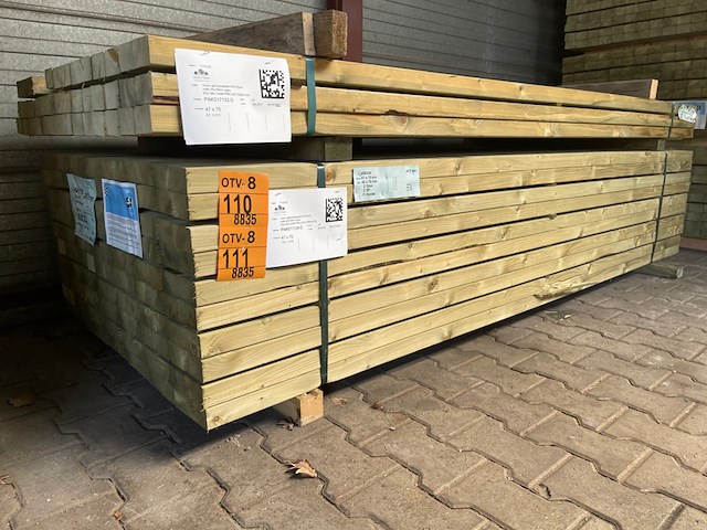 Ca. 70x vuren regels geschaafd geïmpregneerd, 45x70mm, lengte 247cm - afbeelding 4 van  4