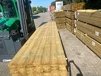 Ca. 70x vuren regels geschaafd geïmpregneerd, 45x70mm, lengte 540cm - afbeelding 1 van  4