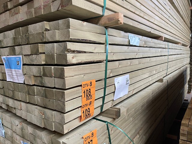 Ca. 70x vuren regels geschaafd geïmpregneerd, 45x70mm, lengte 540cm - afbeelding 4 van  4