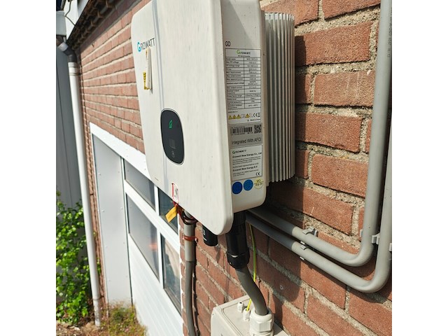Ca. 70x zonnepanelen incl. omvormers en kabel, growat omvormers, 2023 - afbeelding 9 van  12