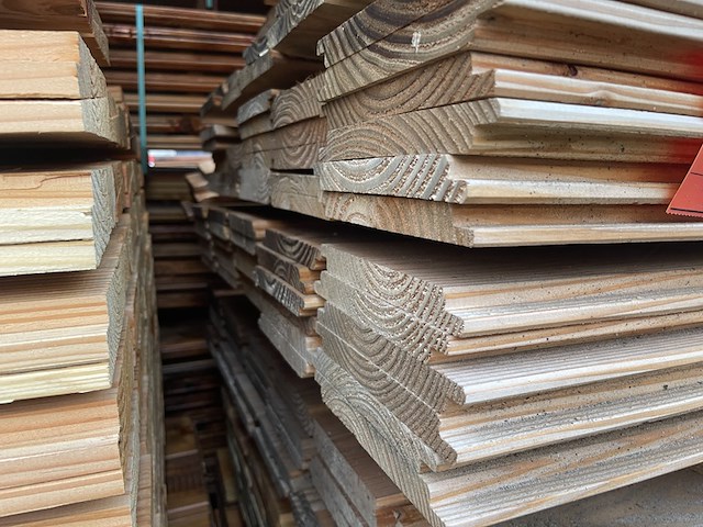 Ca. 72x douglas wisselsponning, 18x190mm, lengte 500cm - afbeelding 3 van  3