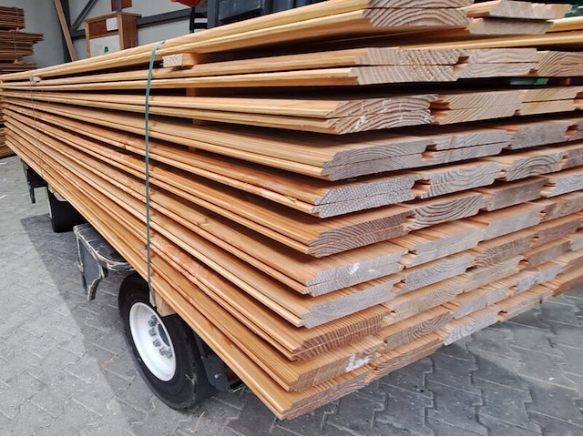 Ca. 72x douglas wisselsponning/halfhoutsrabat, 18x190mm, lengte 300cm - afbeelding 2 van  4