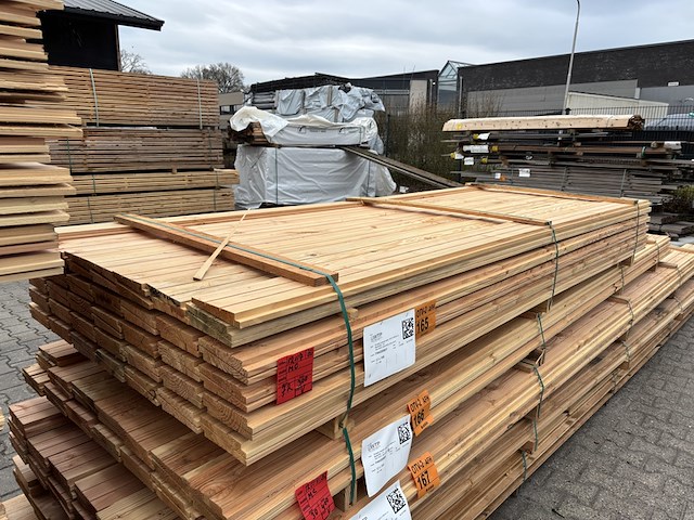 Ca. 72x douglas zweeds rabat, 26x160mm, lengte 300cm - afbeelding 3 van  3