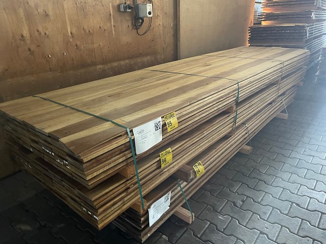 Ca. 72x guyana ipé country garde planken geschaafd, 18x140mm, lengte 400cm - afbeelding 2 van  3