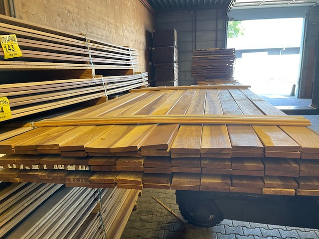 Ca. 72x guyana ipé country grade planken geschaafd, 18x90mm, lengte 200cm - afbeelding 1 van  3