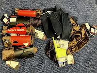 Ca. 72x luxe fleece sjaals + hoofdbanden + handschoenen en mutsen, falcon, rucanor en overige - afbeelding 2 van  4