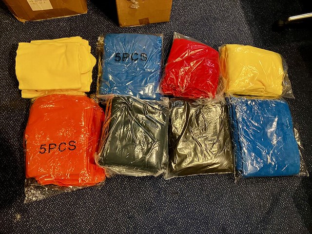 Ca. 72x luxe fleece sjaals + hoofdbanden + handschoenen en mutsen, falcon, rucanor en overige - afbeelding 3 van  4