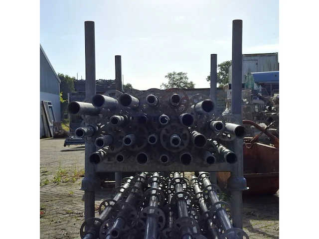 Ca. 72x staanders met pen, layher, allround | 200 cm (ring 50), in 2x transportbok - afbeelding 4 van  7