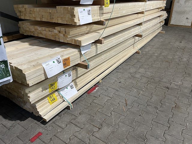 Ca. 72x vuren latten, 32x58mm, lengte 540cm - afbeelding 4 van  4