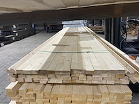 Ca. 72x vuren regels, 32x58mm, lengte 420cm - afbeelding 1 van  3