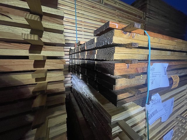 Ca. 73x douglas planken fijnbezaagd, 25x150mm, lengte 500cm - afbeelding 3 van  3