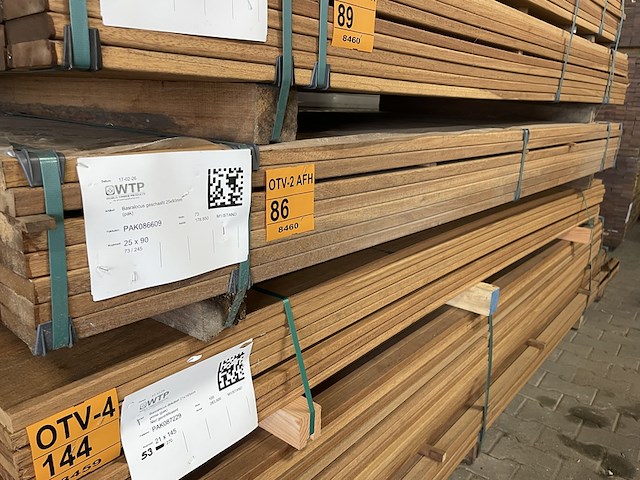 Ca. 73x guyana teak planken geschaafd, 25x90mm, lengte 245cm - afbeelding 4 van  4