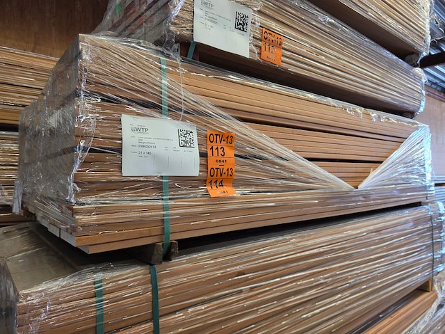 Ca. 74x louro vermehlo planken geschaafd, 21x145mm, lengte 215cm - afbeelding 4 van  4