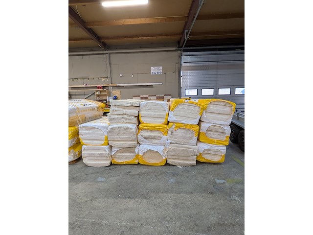 Ca. 75.6 m² isolatie isover, comforpanel 33 - afbeelding 1 van  7