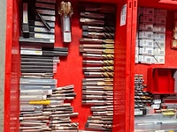 Ca. 75x diverse machinetaps