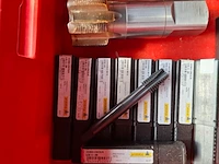 Ca. 75x diverse machinetaps - afbeelding 8 van  11