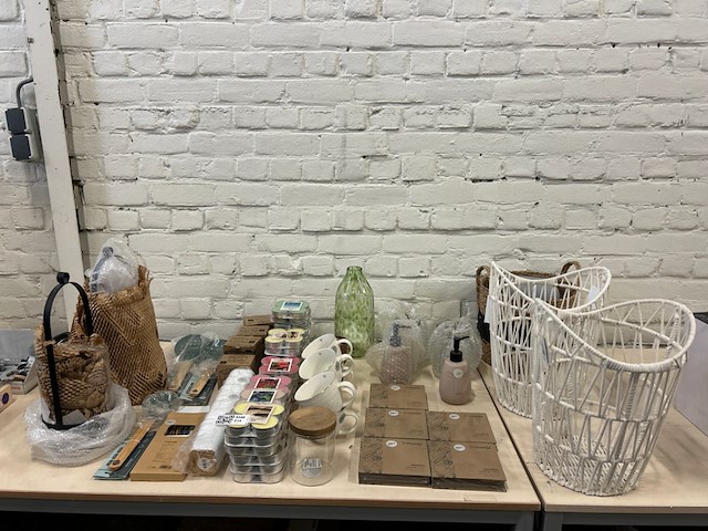 Ca. 75x diverse woonaccessoires - afbeelding 1 van  11