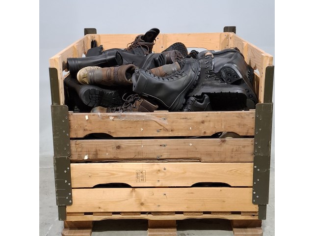 Ca. 75x paar diverse schoenen - afbeelding 1 van  6