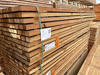 Ca. 77x douglas regels fijnbezaagd, 50x75mm, lengte 300cm - afbeelding 4 van  4
