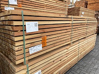 Ca. 77x douglas regels fijnbezaagd, 50x75mm, lengte 400cm - afbeelding 4 van  4