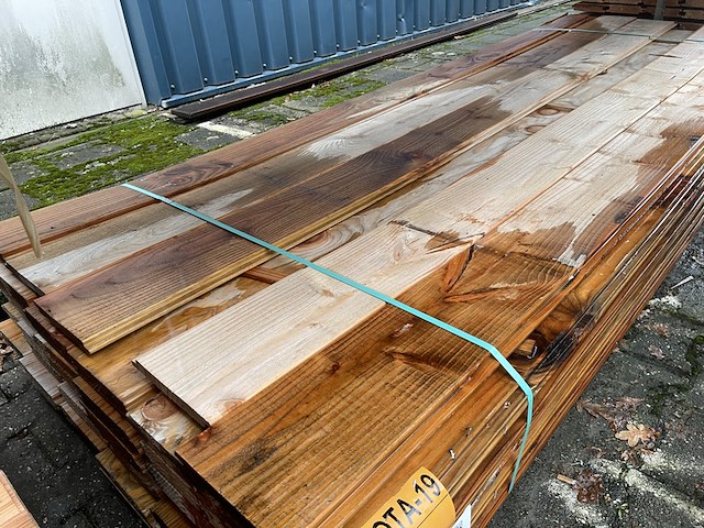 Ca. 77x douglas wisselsponning, 18x190mm, lengte 300cm - afbeelding 1 van  3