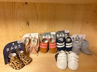 Ca. 77x paar babyschoenen - mixpartij