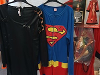 Ca. 77x superhero, heksen halloween - afbeelding 2 van  6